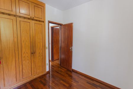 Apartamento à venda com 115m², 3 quartos e 2 vagasQuarto 2