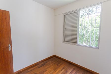 Apartamento à venda com 115m², 3 quartos e 2 vagasQuarto 2