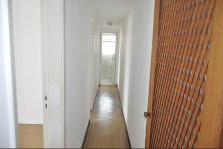 Apartamento para alugar com 82m², 3 quartos e 1 vagaCorredor