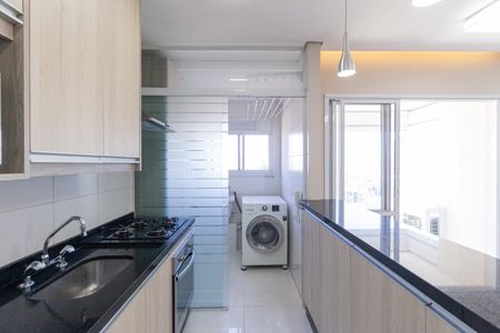 Apartamento para alugar com 54m², 2 quartos e 1 vaga Apartamento para alugar com 54m², 2 quartos e 1 vagaCozinha e área de serviço