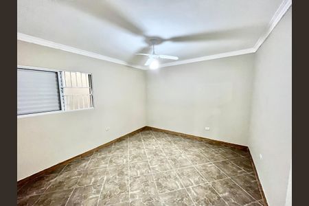Quarto 2 de casa para alugar com 2 quartos, 88m² em Vila Souza, São Paulo