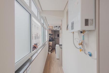 Apartamento à venda com 76m², 2 quartos e 1 vagaÁrea de Serviço