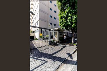 Apartamento para alugar com 70m², 2 quartos e 1 vagaFachada