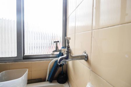 Apartamento para alugar com 70m², 2 quartos e 1 vagaÁrea de serviço