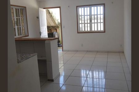 Casa à venda com 780m², 1 quarto e 1 vaga Casa à venda com 780m², 1 quarto e 1 vagaSala/Cozinha