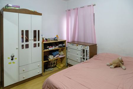 Casa à venda com 129m², 3 quartos e 2 vagasQuarto 2