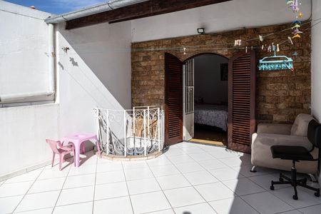 Casa à venda com 129m², 3 quartos e 2 vagasVaranda do Quarto 1