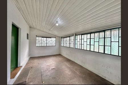 Casa à venda com 130m², 2 quartos e 1 vaga Casa à venda com 130m², 2 quartos e 1 vagaÁrea de Serviço