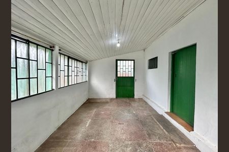 Casa à venda com 130m², 2 quartos e 1 vaga Casa à venda com 130m², 2 quartos e 1 vagaÁrea de Serviço