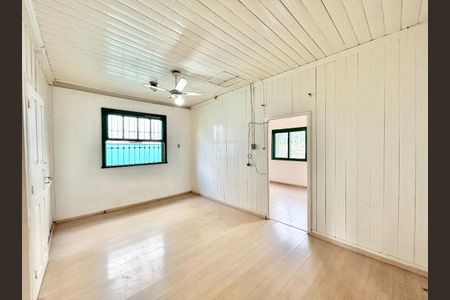 Casa à venda com 130m², 2 quartos e 1 vaga Casa à venda com 130m², 2 quartos e 1 vagaSala