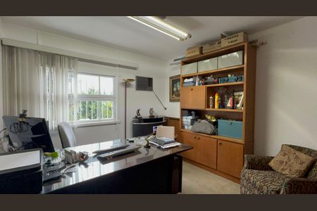 Casa à venda com 300m², 6 quartos e 3 vagasQuarto 3