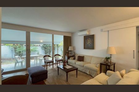 Casa à venda com 300m², 6 quartos e 3 vagasSala 1