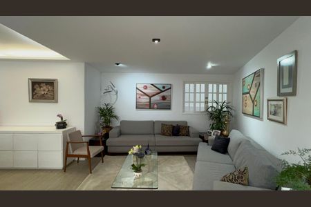 Casa à venda com 300m², 6 quartos e 3 vagasSala 2