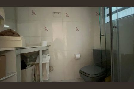 Casa à venda com 300m², 6 quartos e 3 vagasBanheiro da Suíte 3