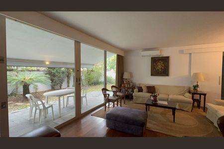 Casa à venda com 300m², 6 quartos e 3 vagasSala 1