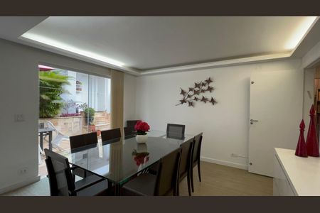 Casa à venda com 300m², 6 quartos e 3 vagasSala 2