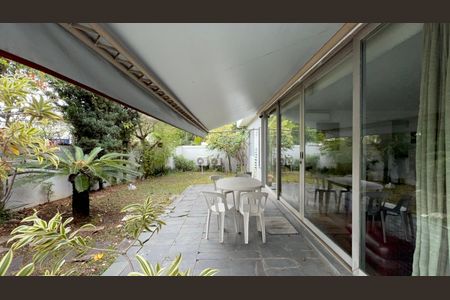 Casa à venda com 300m², 6 quartos e 3 vagasJardim