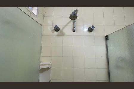 Casa à venda com 300m², 6 quartos e 3 vagasBanheiro