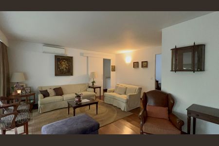 Casa à venda com 300m², 6 quartos e 3 vagasSala 1