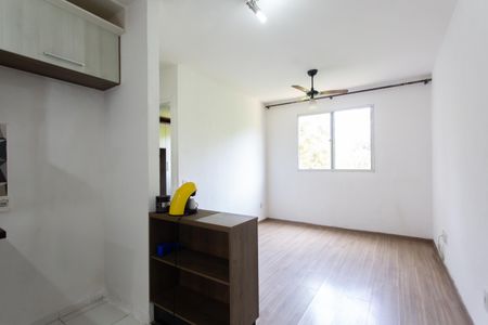 Sala de apartamento para alugar com 2 quartos, 42m² em Colônia (zona Leste), São Paulo