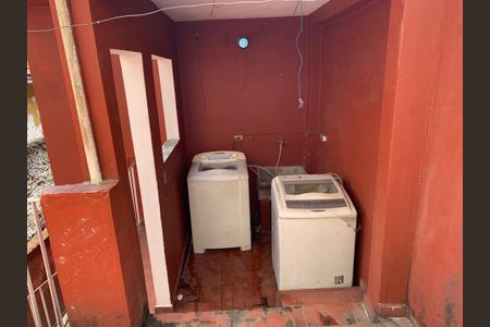 Casa à venda com 150m², 3 quartos e 2 vagas