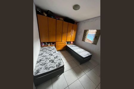 Casa à venda com 150m², 3 quartos e 2 vagas