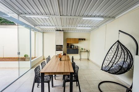 Apartamento à venda com 114m², 2 quartos e 1 vaga Apartamento à venda com 114m², 2 quartos e 1 vagaEspaço Gourmet