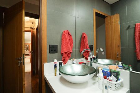 Apartamento para alugar com 180m², 3 quartos e 3 vagas Apartamento para alugar com 180m², 3 quartos e 3 vagasBanheiro da Suíte 3