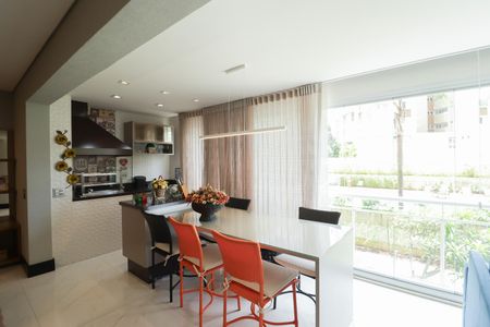 Apartamento para alugar com 180m², 3 quartos e 3 vagas Apartamento para alugar com 180m², 3 quartos e 3 vagasVaranda/Churrasqueira