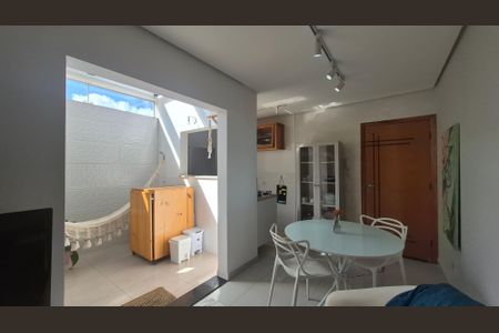 Apartamento à venda com 38m², 2 quartos e 1 vagaSala