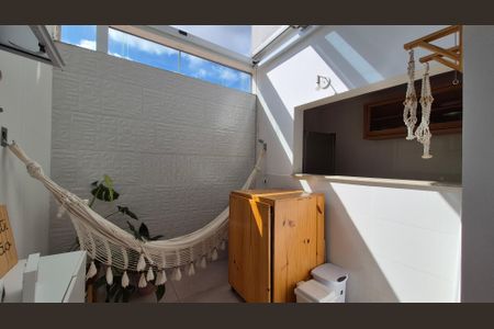 Apartamento à venda com 38m², 2 quartos e 1 vagaArea de serviço