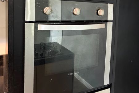 Cozinha e Área de Serviço de apartamento para alugar com 2 quartos, 52m² em Jardim Monte Alegre, Taboão da Serra