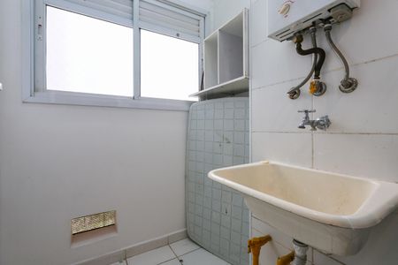 Área de Serviço de apartamento para alugar com 2 quartos, 52m² em Jardim Monte Alegre, Taboão da Serra