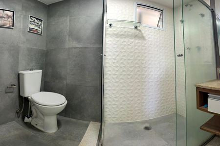 Banheiro de apartamento para alugar com 2 quartos, 52m² em Jardim Monte Alegre, Taboão da Serra