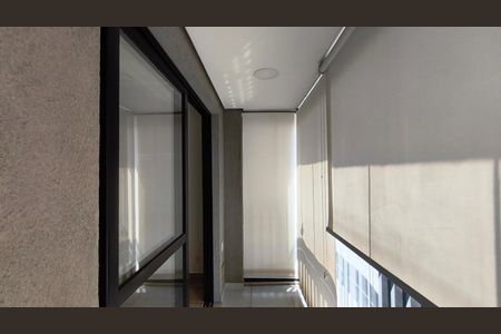 Apartamento para alugar com 55m², 1 quarto e 1 vagaVaranda