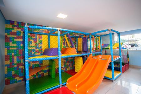 Apartamento à venda com 57m², 2 quartos e 2 vagasÁrea comum - Espaço Kids