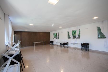 Apartamento à venda com 57m², 2 quartos e 2 vagasÁrea comum - Salão de festas