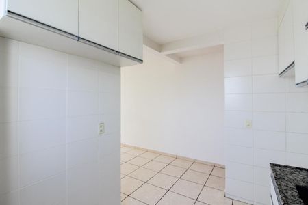Apartamento à venda com 57m², 2 quartos e 2 vagasCozinha e Área de Serviço