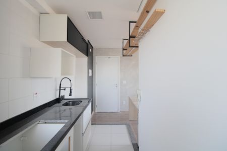 Cozinha de apartamento para alugar com 3 quartos, 53m² em Socorro, São Paulo