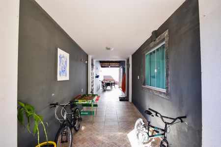 Casa de condomínio à venda com 132m², 3 quartos e 4 vagasGaragem