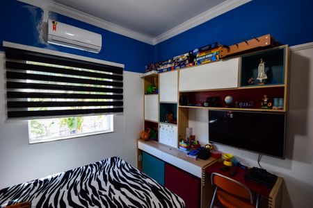 Casa de condomínio à venda com 132m², 3 quartos e 4 vagasQuarto 2