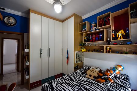 Casa de condomínio à venda com 132m², 3 quartos e 4 vagasQuarto 2