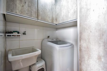 Casa de condomínio à venda com 132m², 3 quartos e 4 vagasÁrea de Serviço