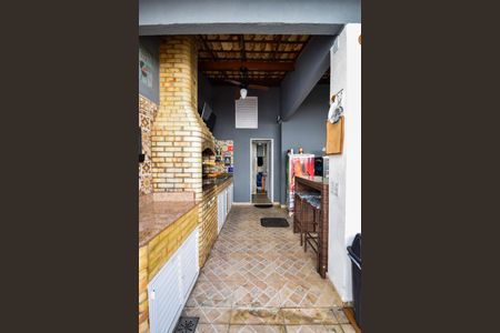 Casa de condomínio à venda com 132m², 3 quartos e 4 vagasÁrea gourmet