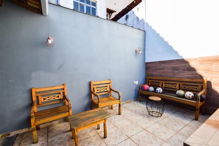 Casa de condomínio à venda com 132m², 3 quartos e 4 vagasÁrea gourmet