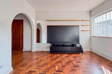 Casa para alugar com 350m², 3 quartos e 4 vagasSala