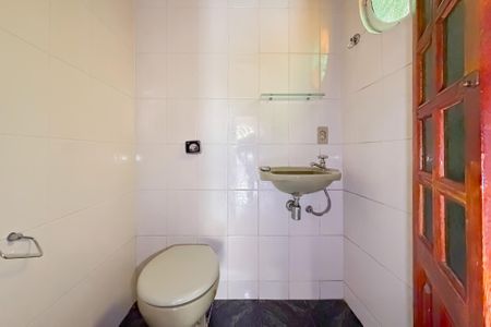 Casa para alugar com 350m², 3 quartos e 4 vagasLavabo