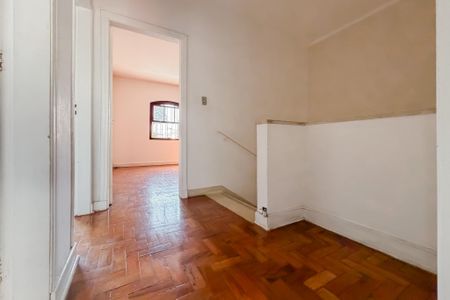 Casa para alugar com 350m², 3 quartos e 4 vagasCorredor