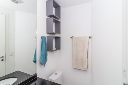 Studio para alugar com 30m², 1 quarto e 1 vaga Studio para alugar com 30m², 1 quarto e 1 vagaBanheiro