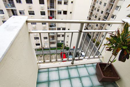 Apartamento à venda com 127m², 3 quartos e 2 vagas Apartamento à venda com 127m², 3 quartos e 2 vagasQuarto 1 - varanda